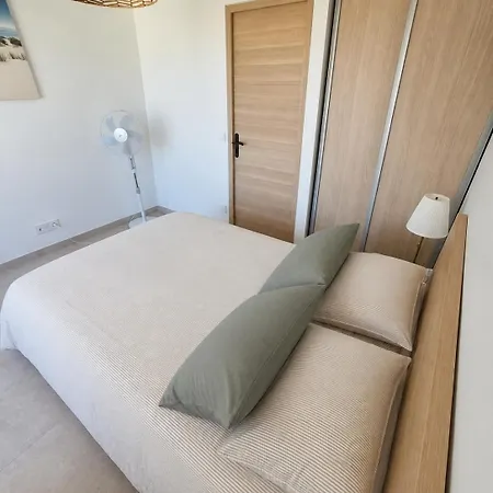 Apartman T2 A 50 M Parking Clim Wi-fi Renove Mauguio